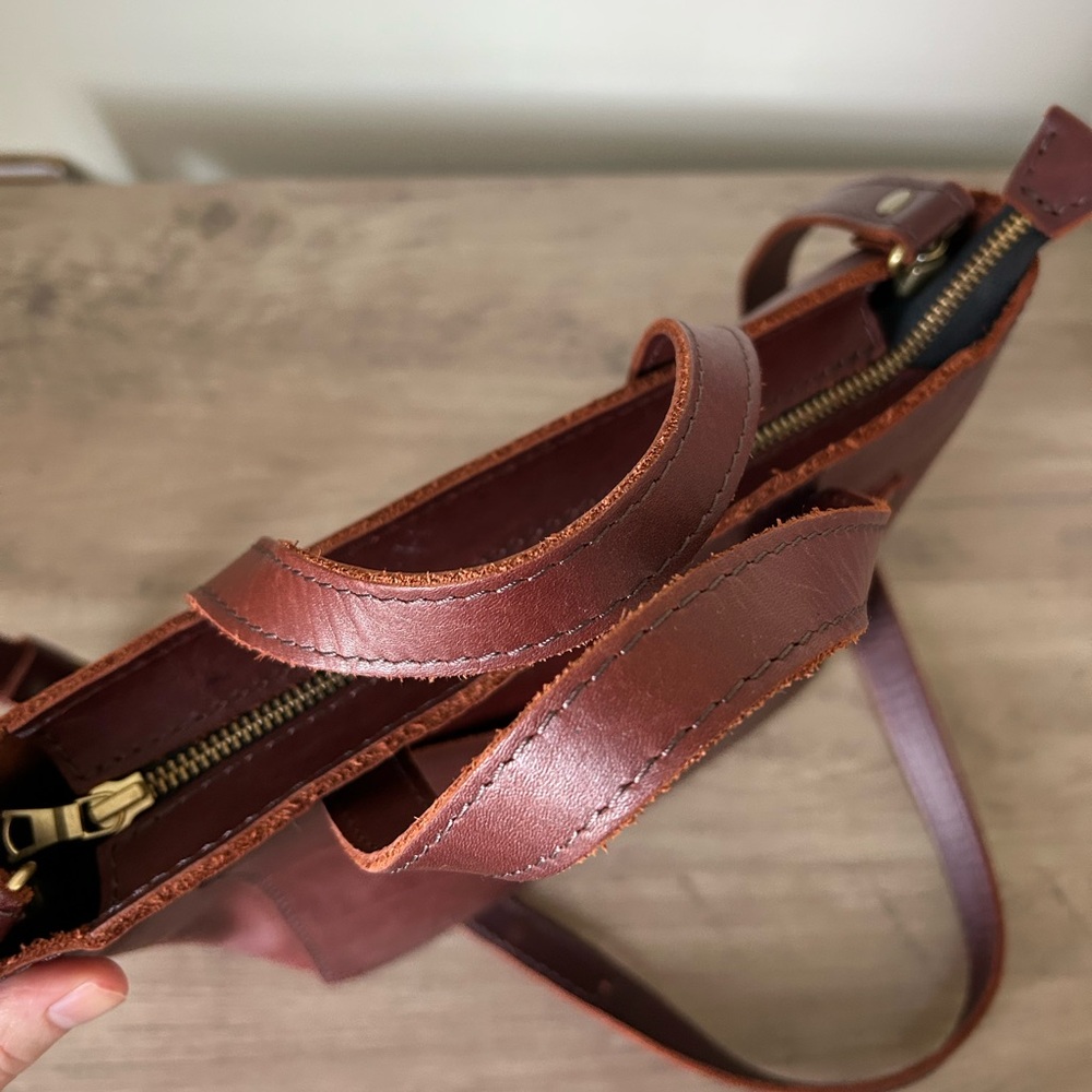 Portland Leather Small Crossbody Tote in Rich Brown - Picture 4 of 8